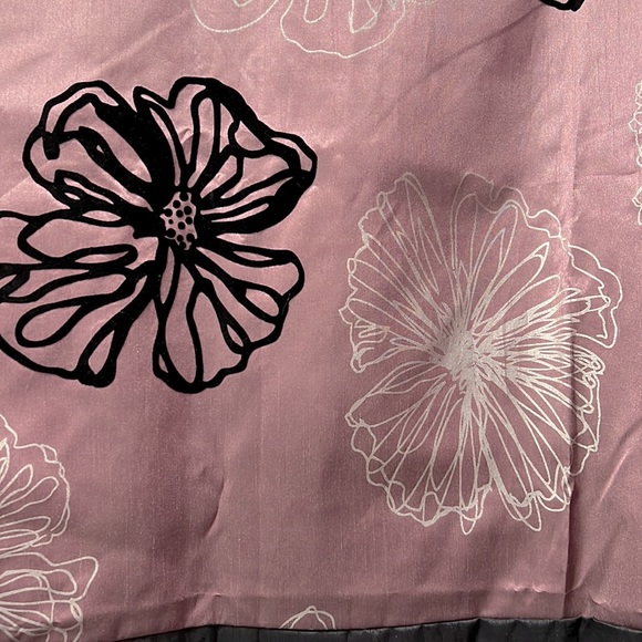 Shower Curtain - Picture 3 of 4